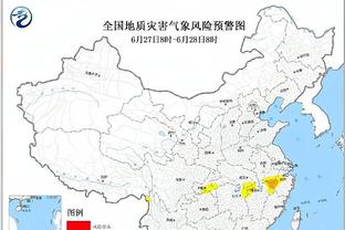 欧文：在今天的比赛中我扭伤了右手拇指 但预计不会缺席比赛